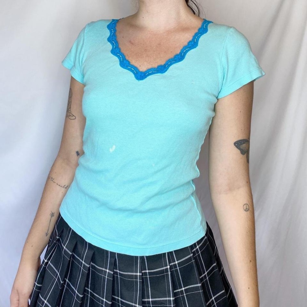 HUE sky blue rubbed top